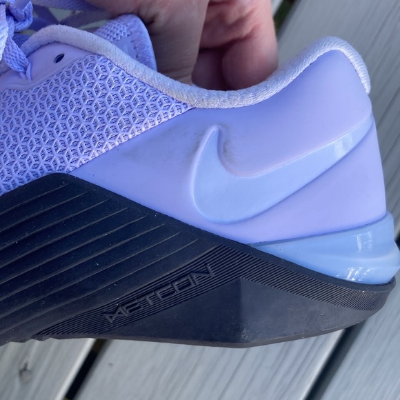 Nike women’s Metcon 5 size 11. Lavender - Picture 9 of 16